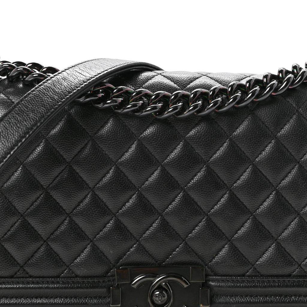 Caviar Quilted Medium Boy Flap So Black
