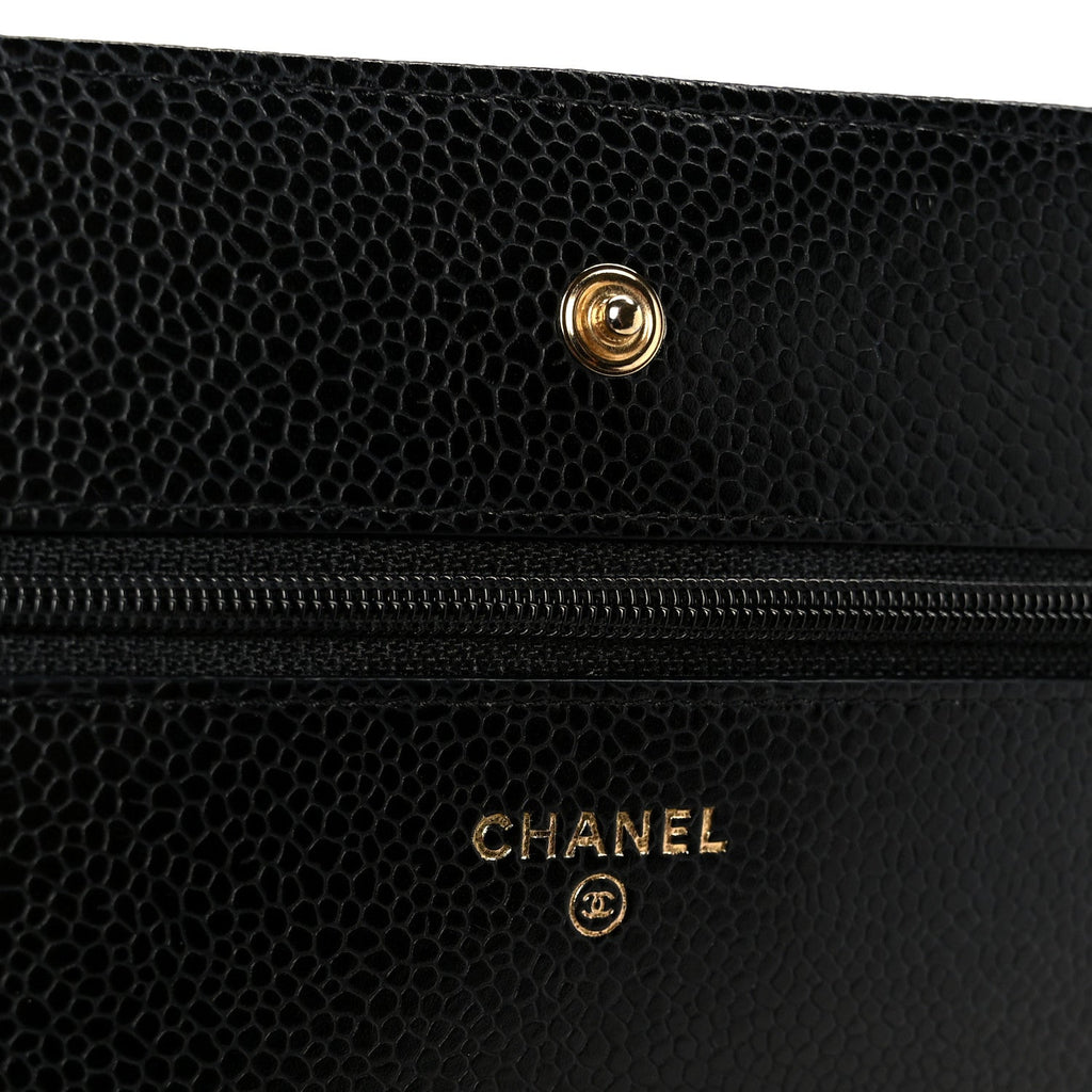 Caviar Quilted Wallet on Chain WOC Black