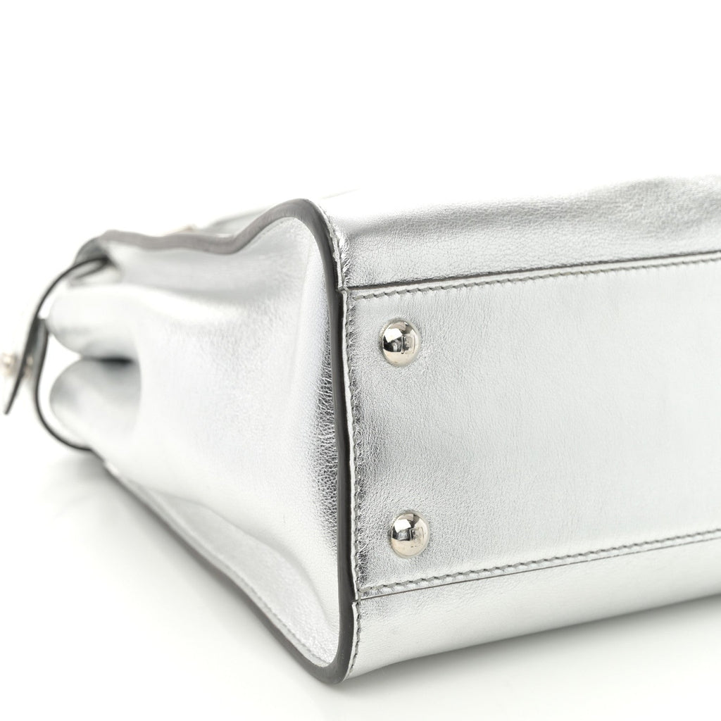 Vitello Catalan Mirror Medium Peekaboo Iconic Satchel Argento
