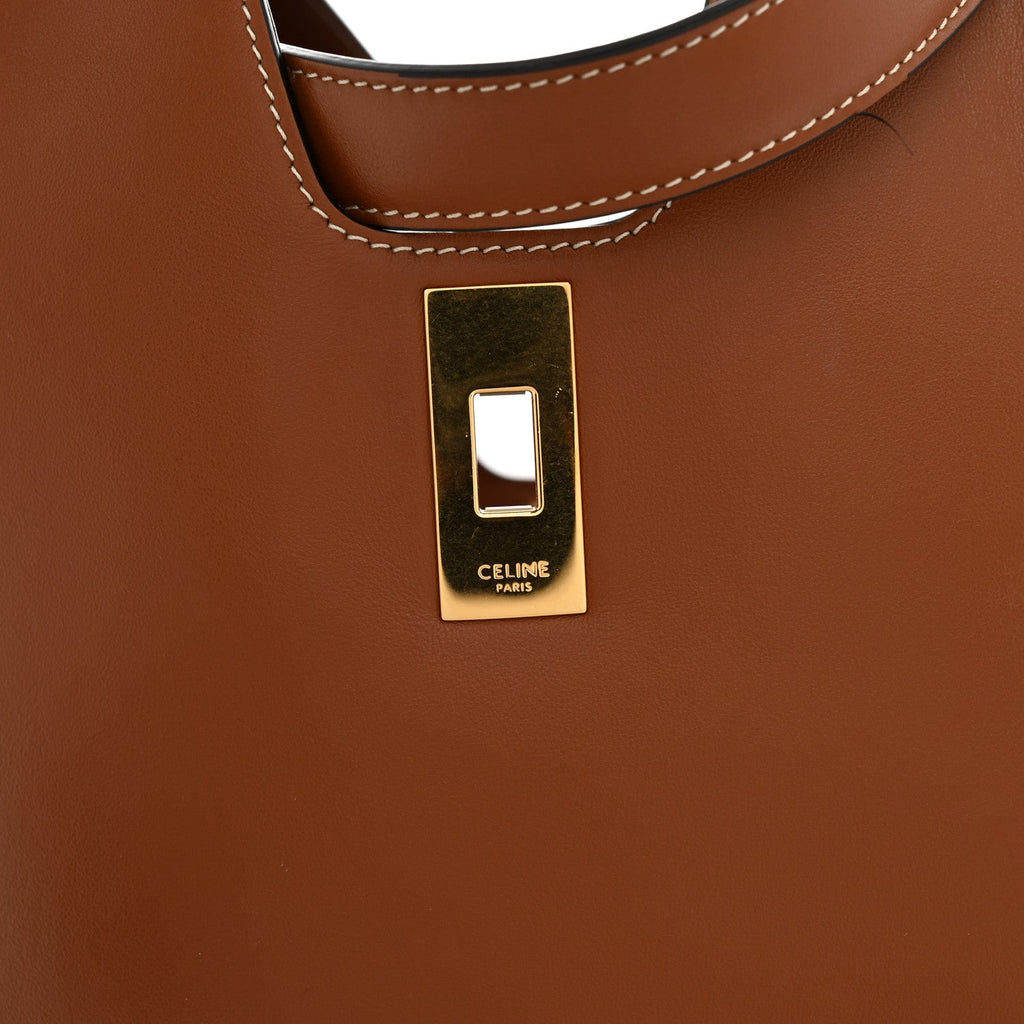 Smooth Calfskin Cabas 16 Bag Tan