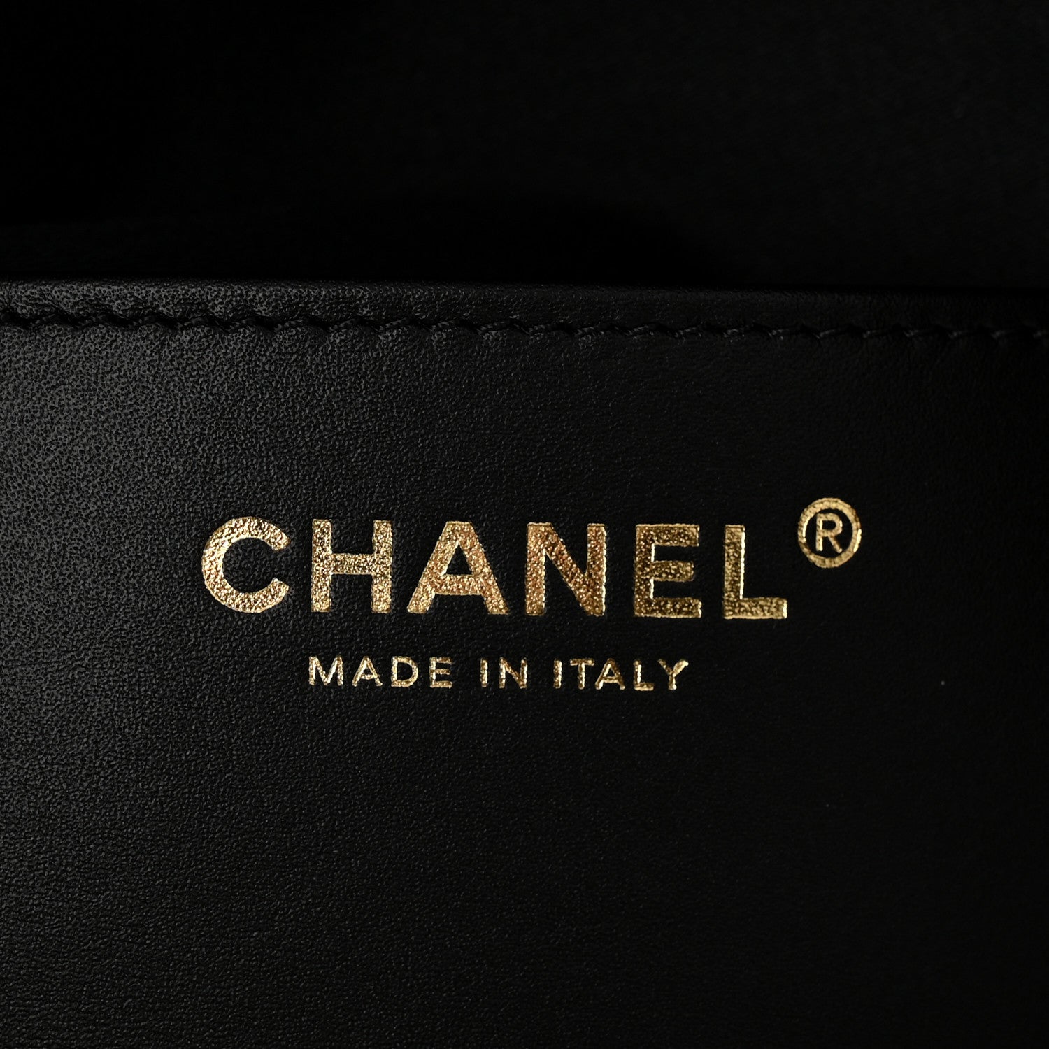 Caviar Quilted Medium Chanel 25 Handbag Black