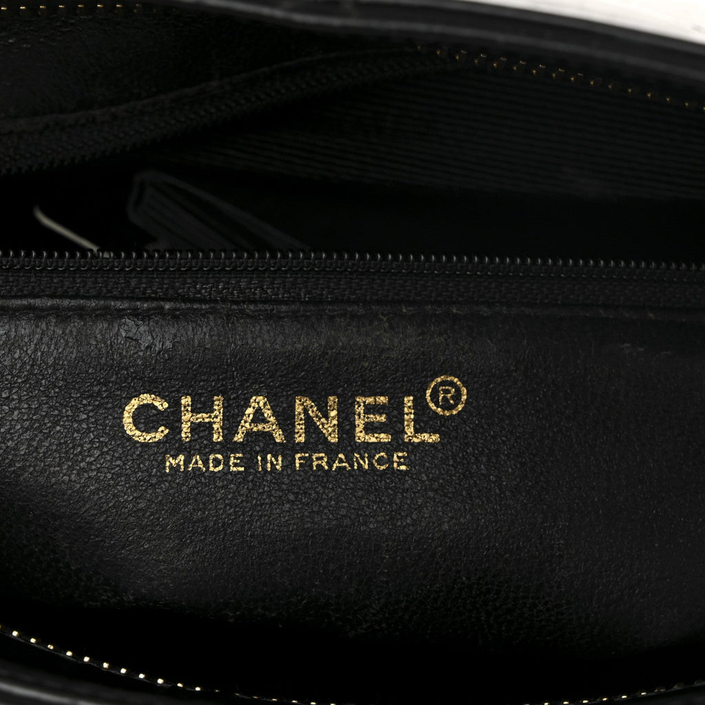 Patent Medallion Tote Black