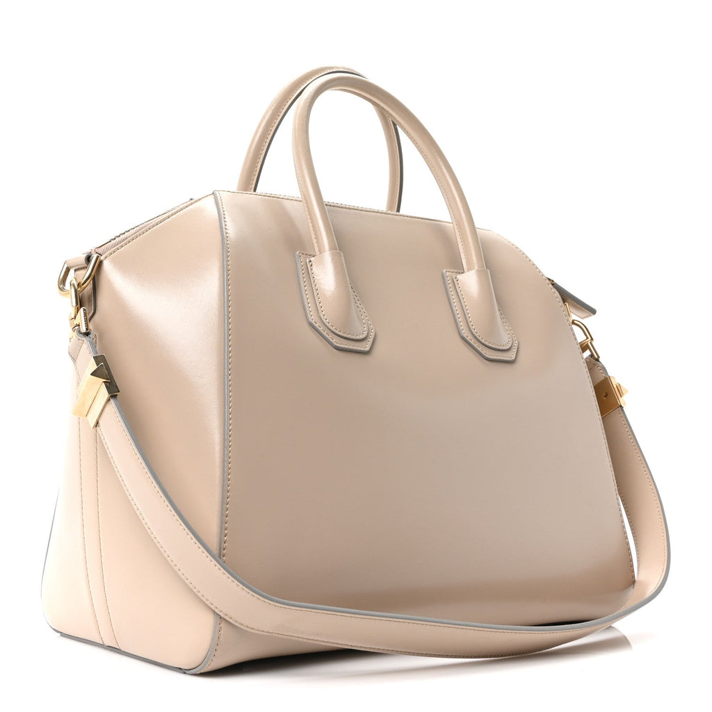 Shiny Lord Calfskin Medium Antigona Sand