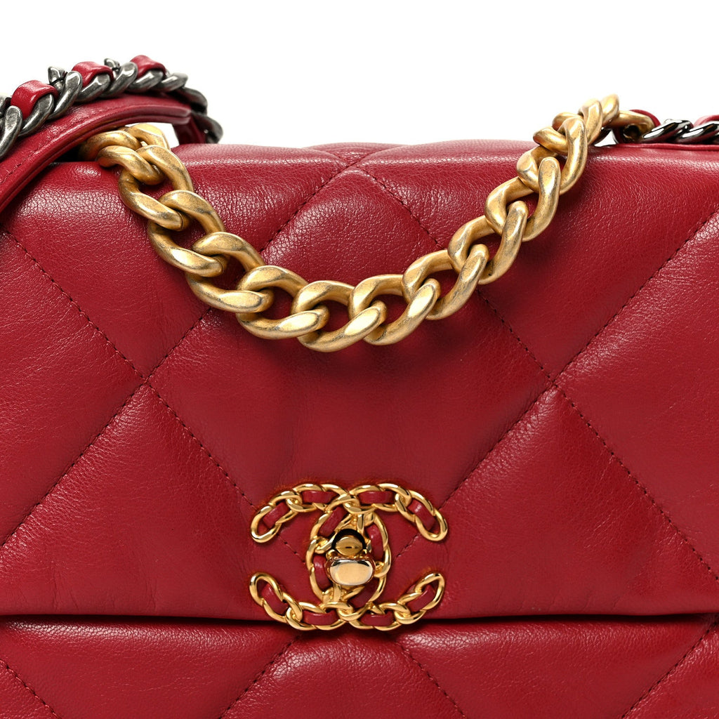 Goatskin Quilted Medium Chanel 19 Flap Red