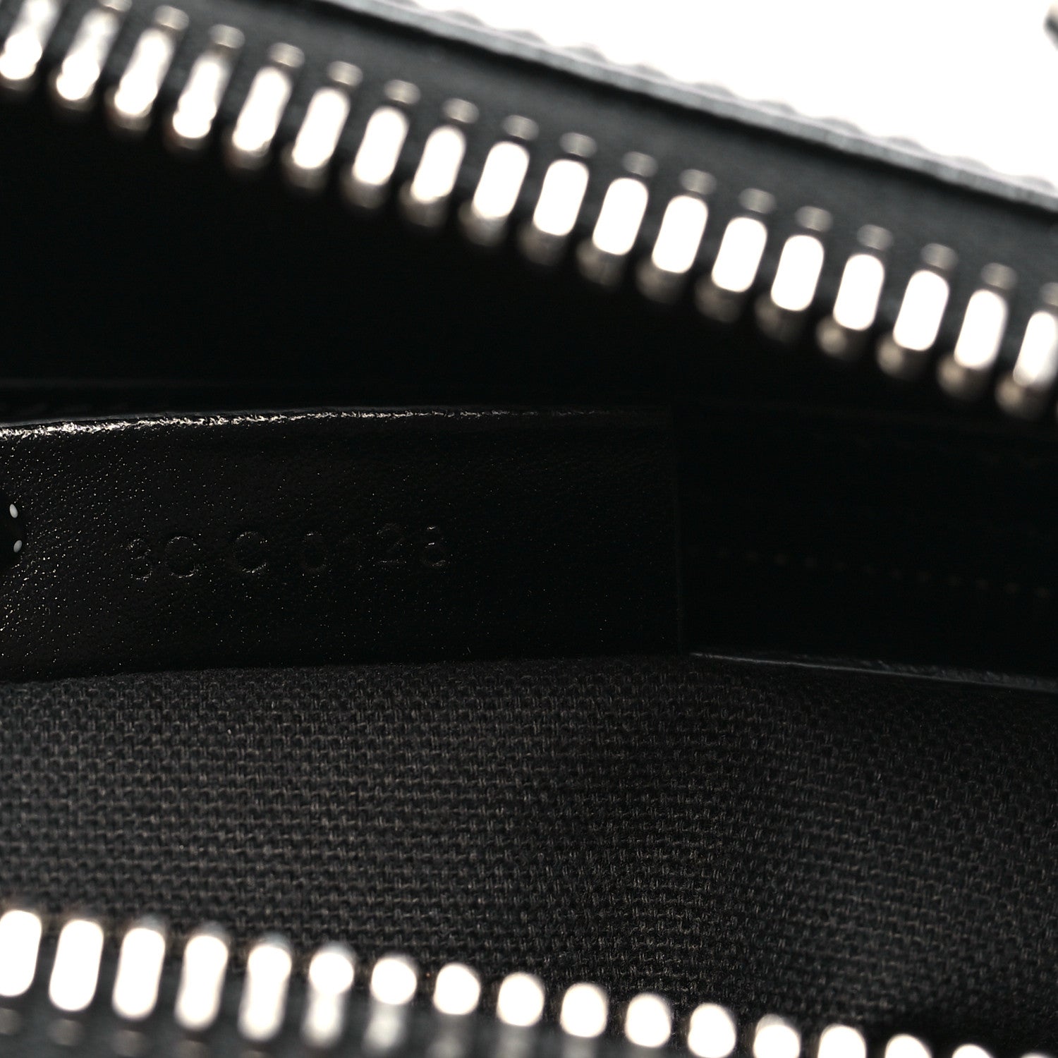 Shiny Lord Calfskin Small Antigona Black