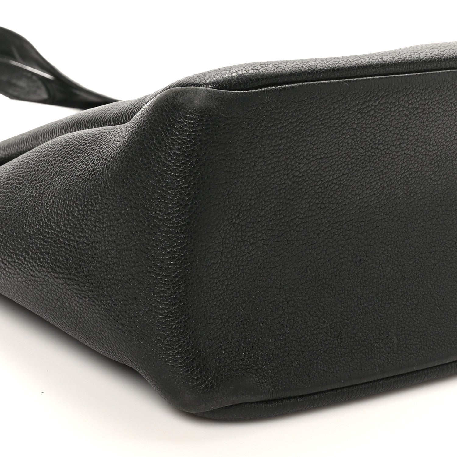 Vitello Daino Soft Large Dynamique Tote Black