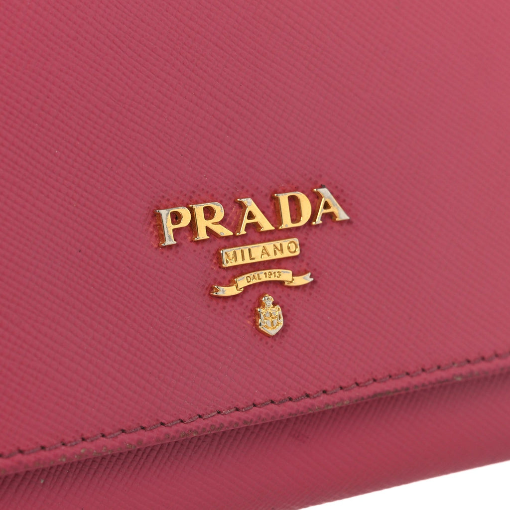 Saffiano Metal Oro Chain Wallet Peonia