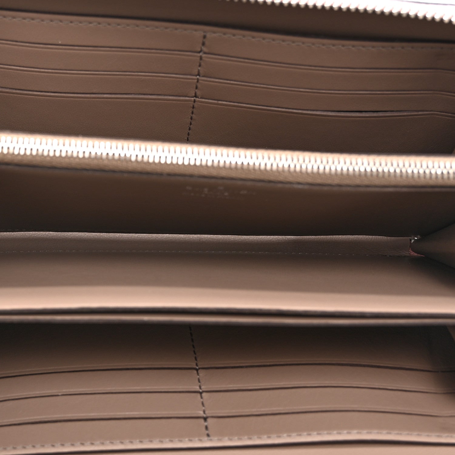 Veau Cachemire Comete Wallet Magnolia
