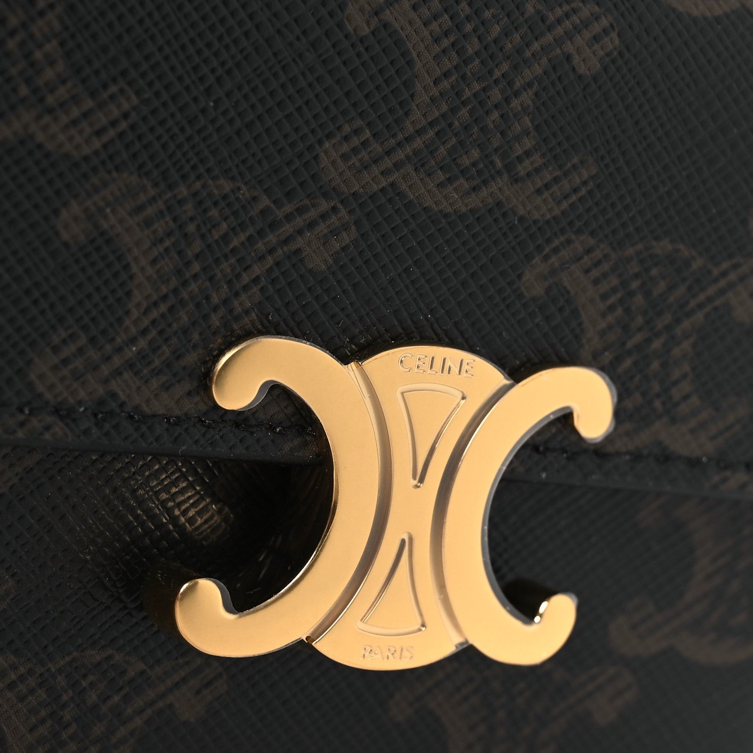 Triomphe Canvas Calfskin Flap  Holder Tan