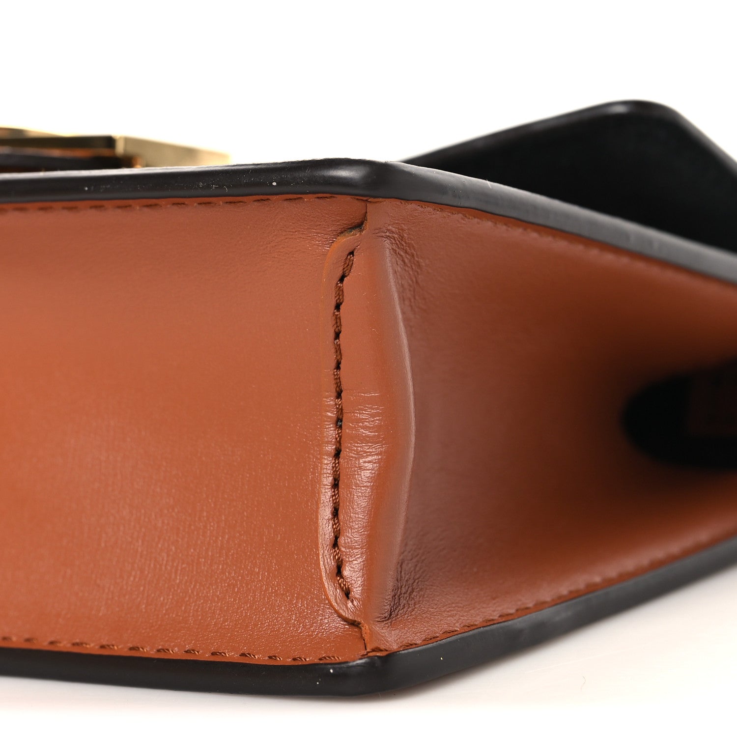 Reverse Monogram Dauphine Chain Wallet