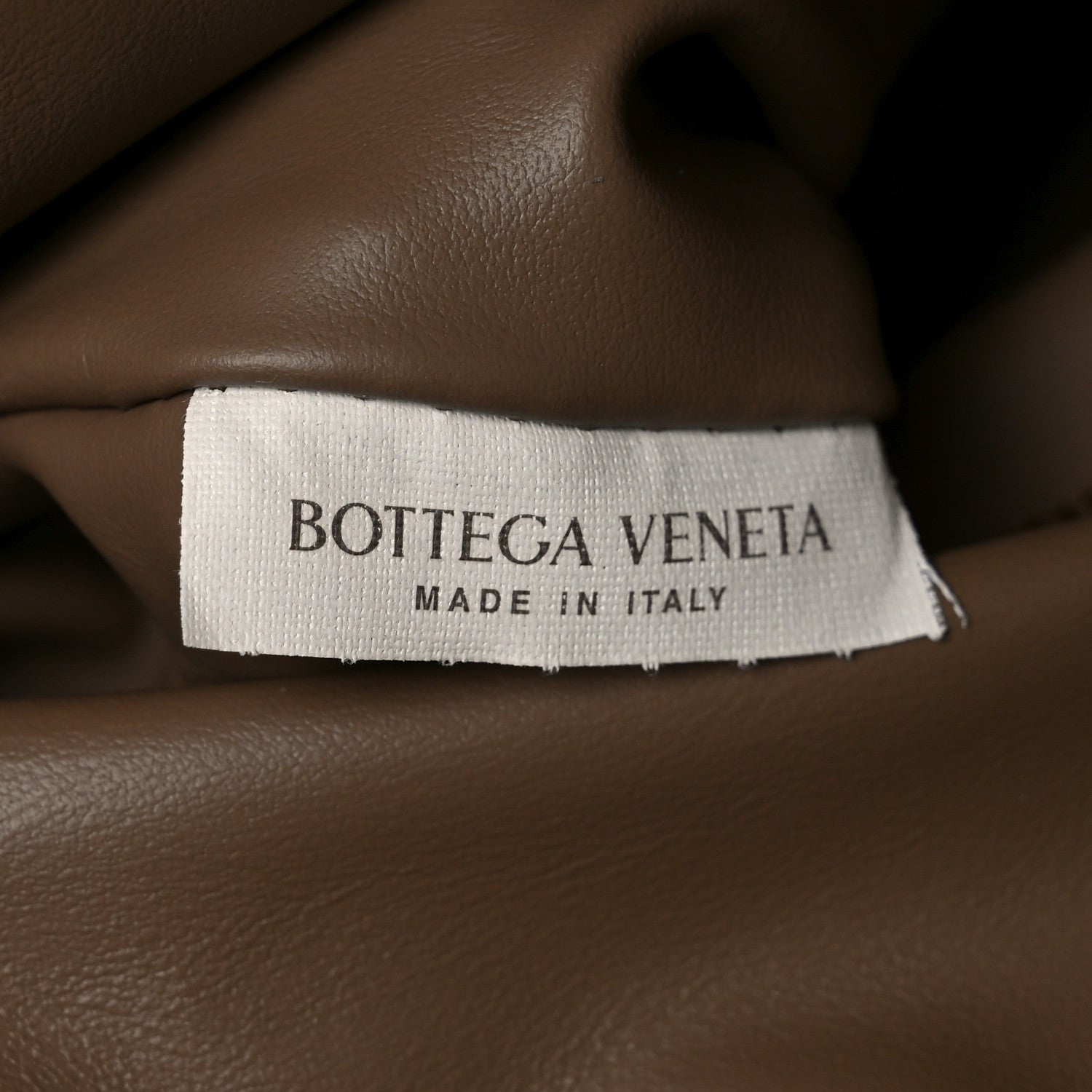 Calfskin Intrecciato Small Hop