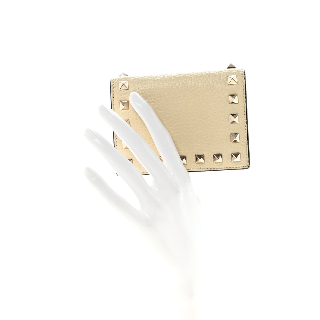 Calfskin Rockstud Bi-Fold  Holder Ivory