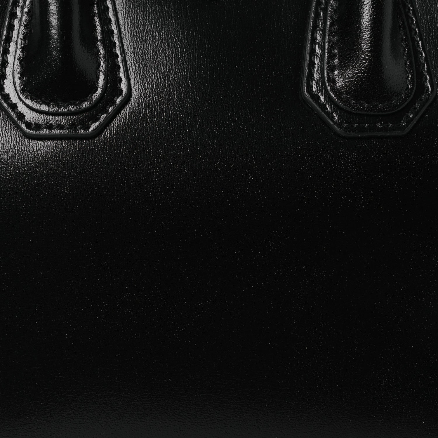 Shiny Lord Calfskin Mini Antigona Black
