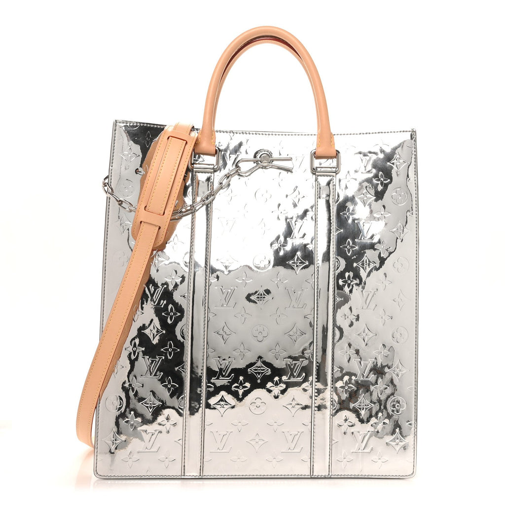 Monogram Mirror Sac Plat NM Silver