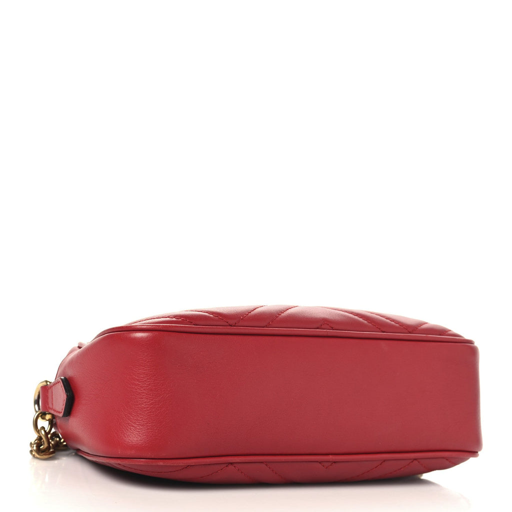 Calfskin Matelasse Small GG Marmont Chain Shoulder Bag Hibiscus Red
