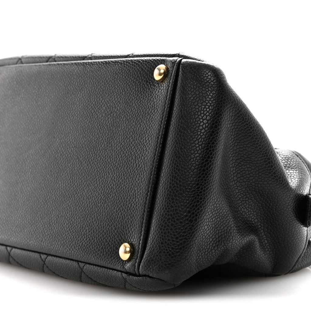 Caviar Quilted Petit Timeless Tote PTT Black