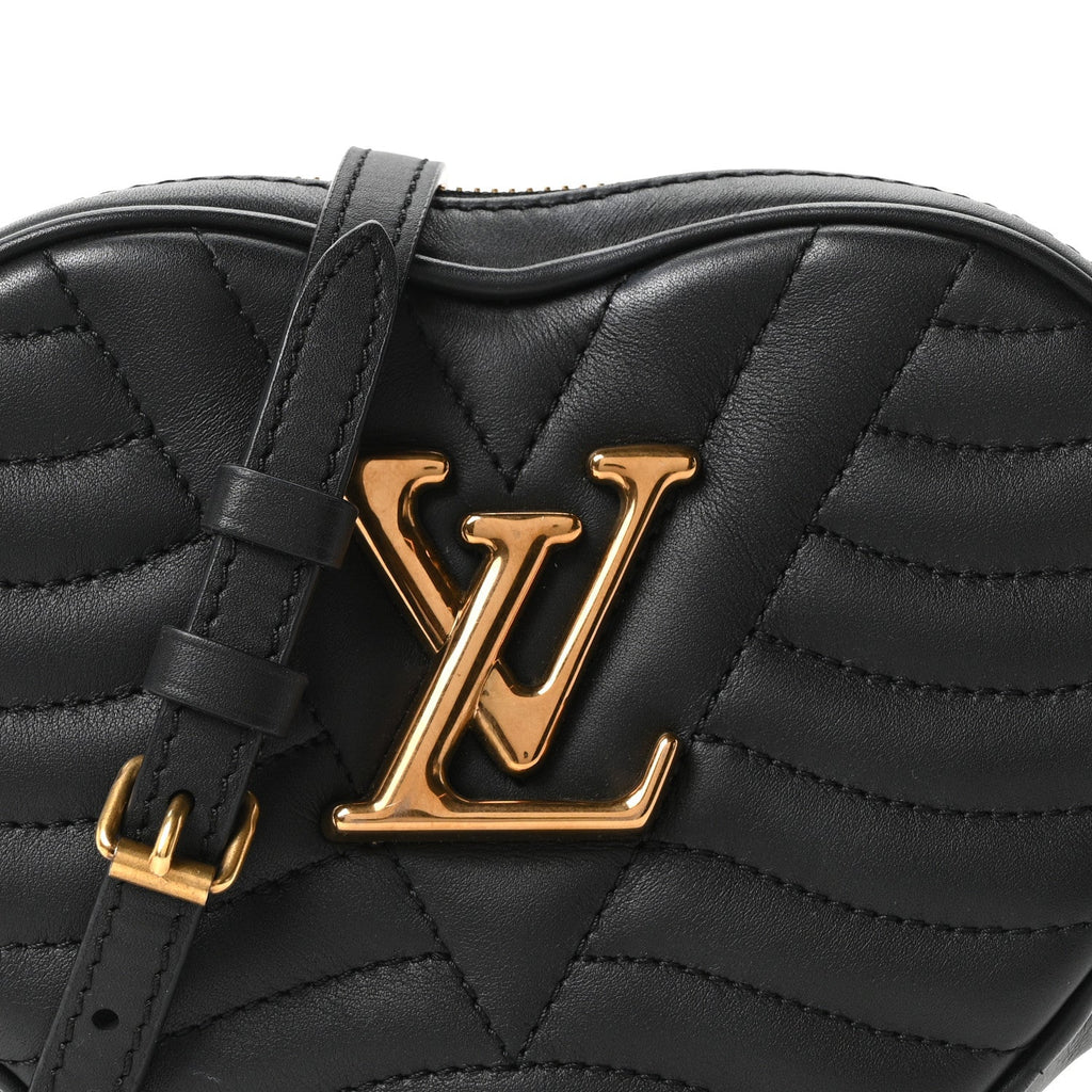 Calfskin New Wave Heart Bag Black