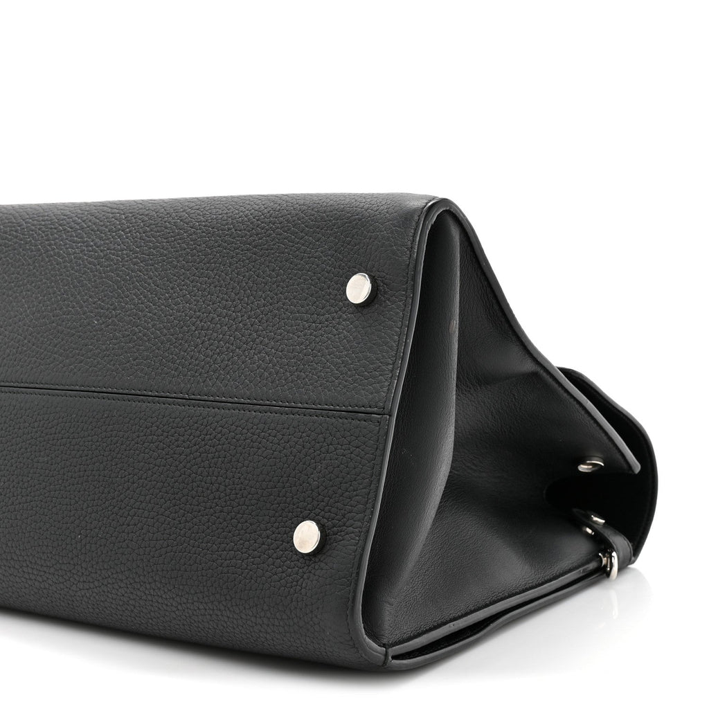 Grained Calfskin Large Diorever Flap Black