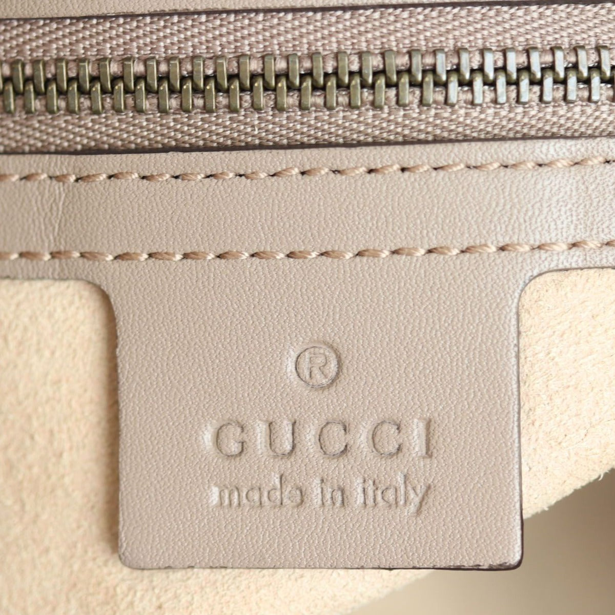 Gucci GG Marmont Matelasse Medium Tote