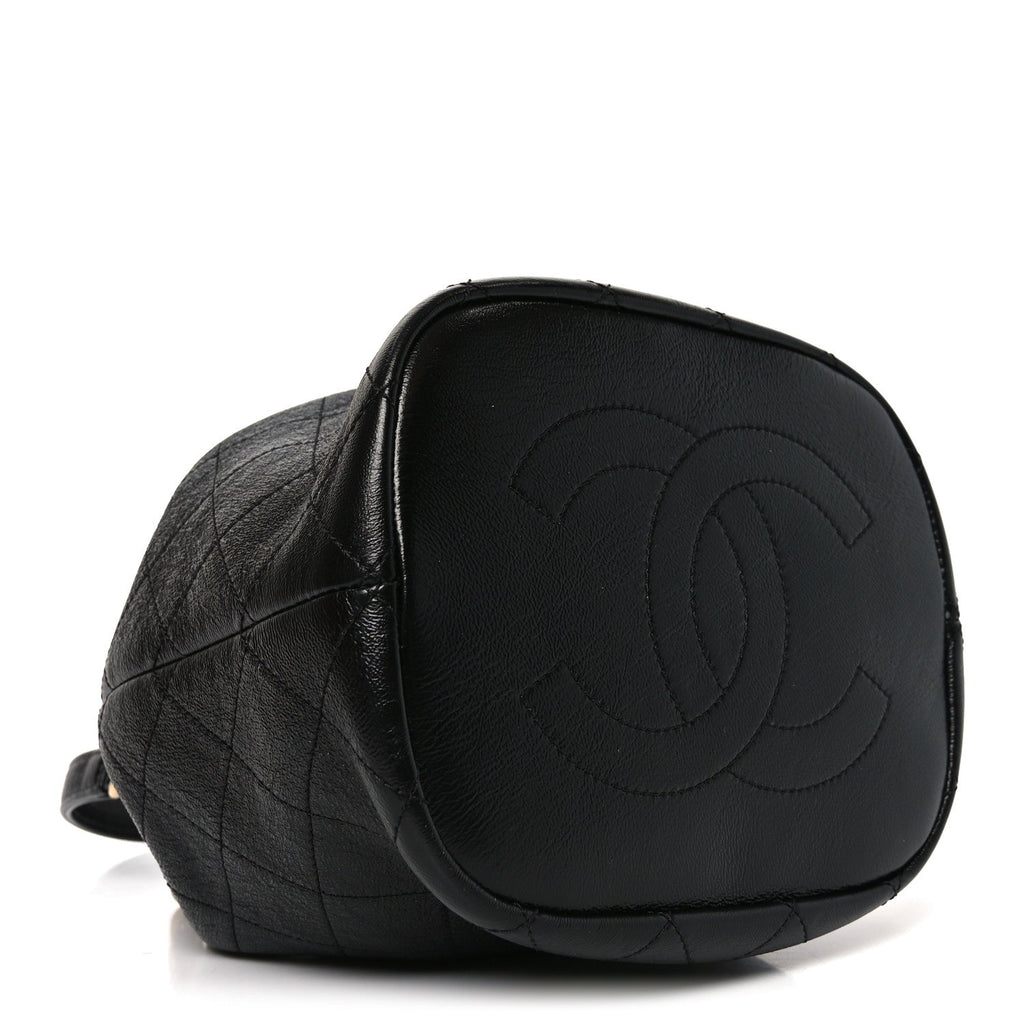 Shiny Lambskin Quilted Fashion Therapy Bucket Drawstring Bag Black