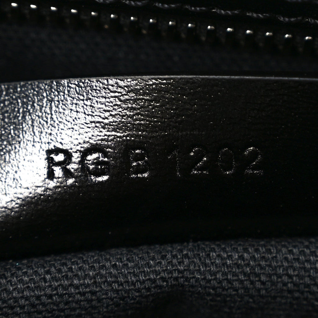 Shiny Lord Calfskin Medium Antigona Black