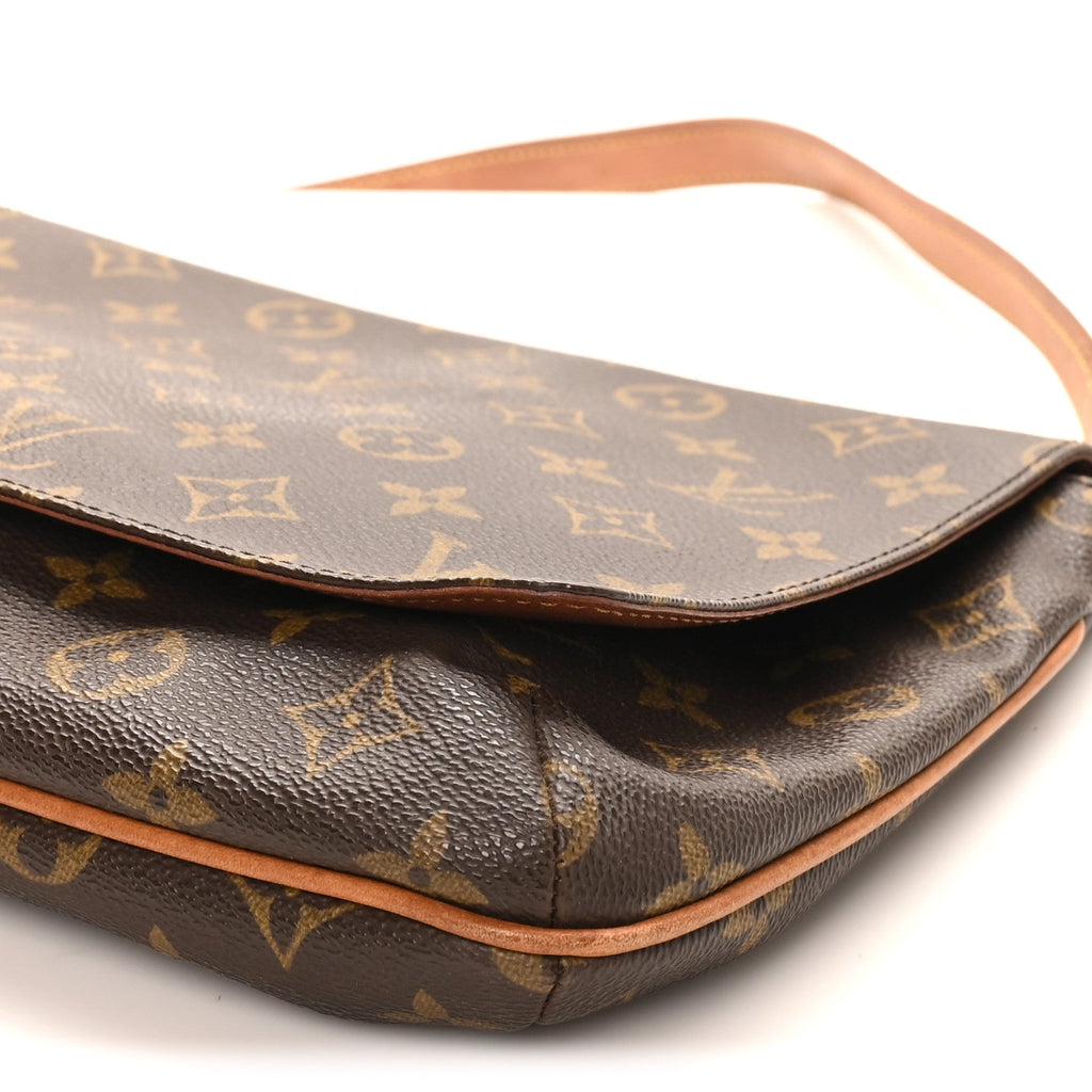 Monogram Musette Tango