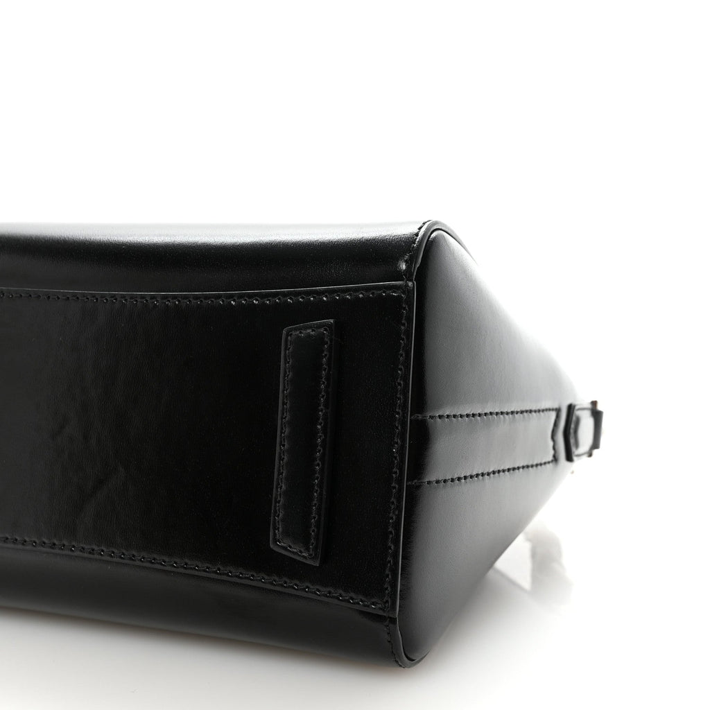Shiny Lord Calfskin Mini Antigona Black