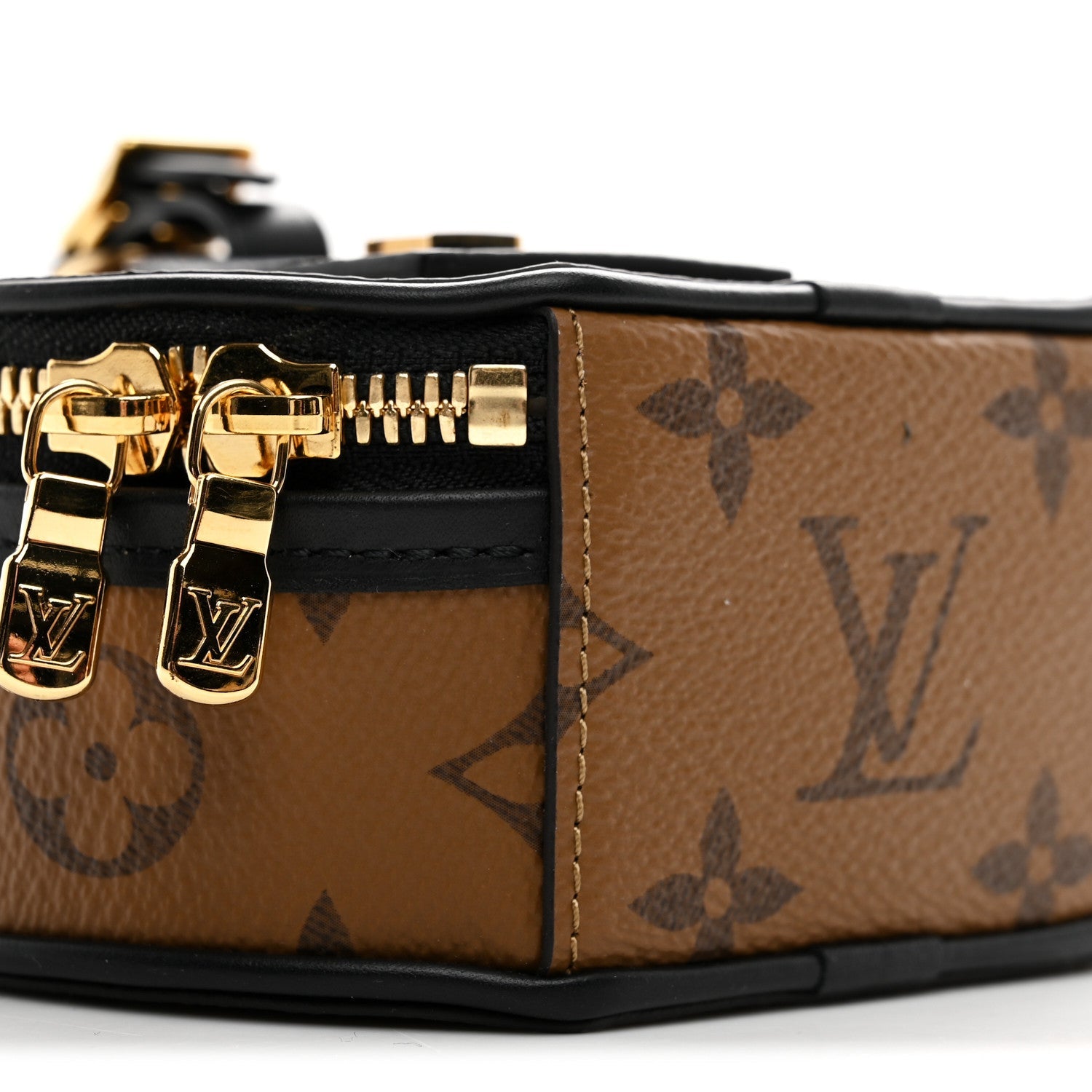 Reverse Monogram Mini Boite Chapeau
