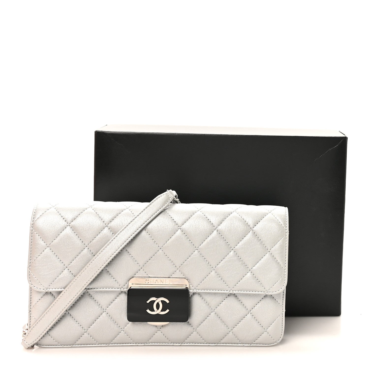 Metallic Sheepskin Quilted Small Beauty Lock Flap Silver