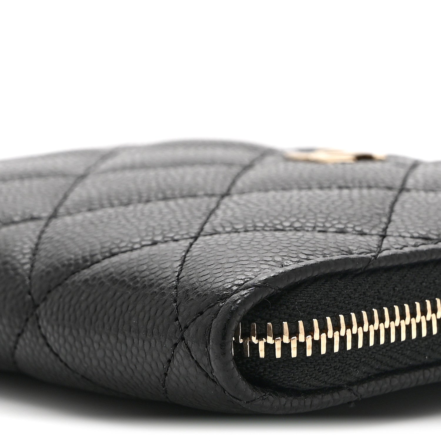 Caviar Quilted CC Zip Around  Holder Wallet Black