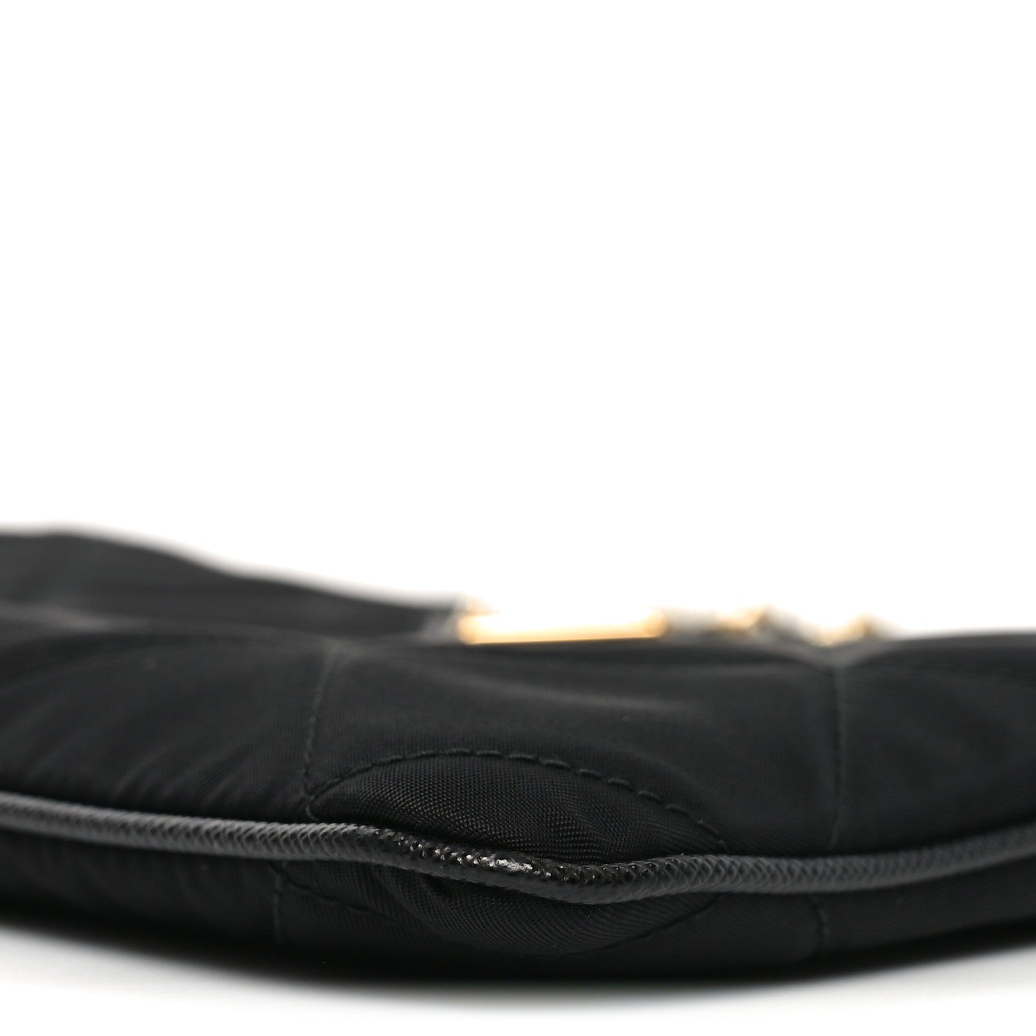 Re-Nylon Tessuto Impuntu Quilted Re-Edition 1995 Chaine Pouch Black