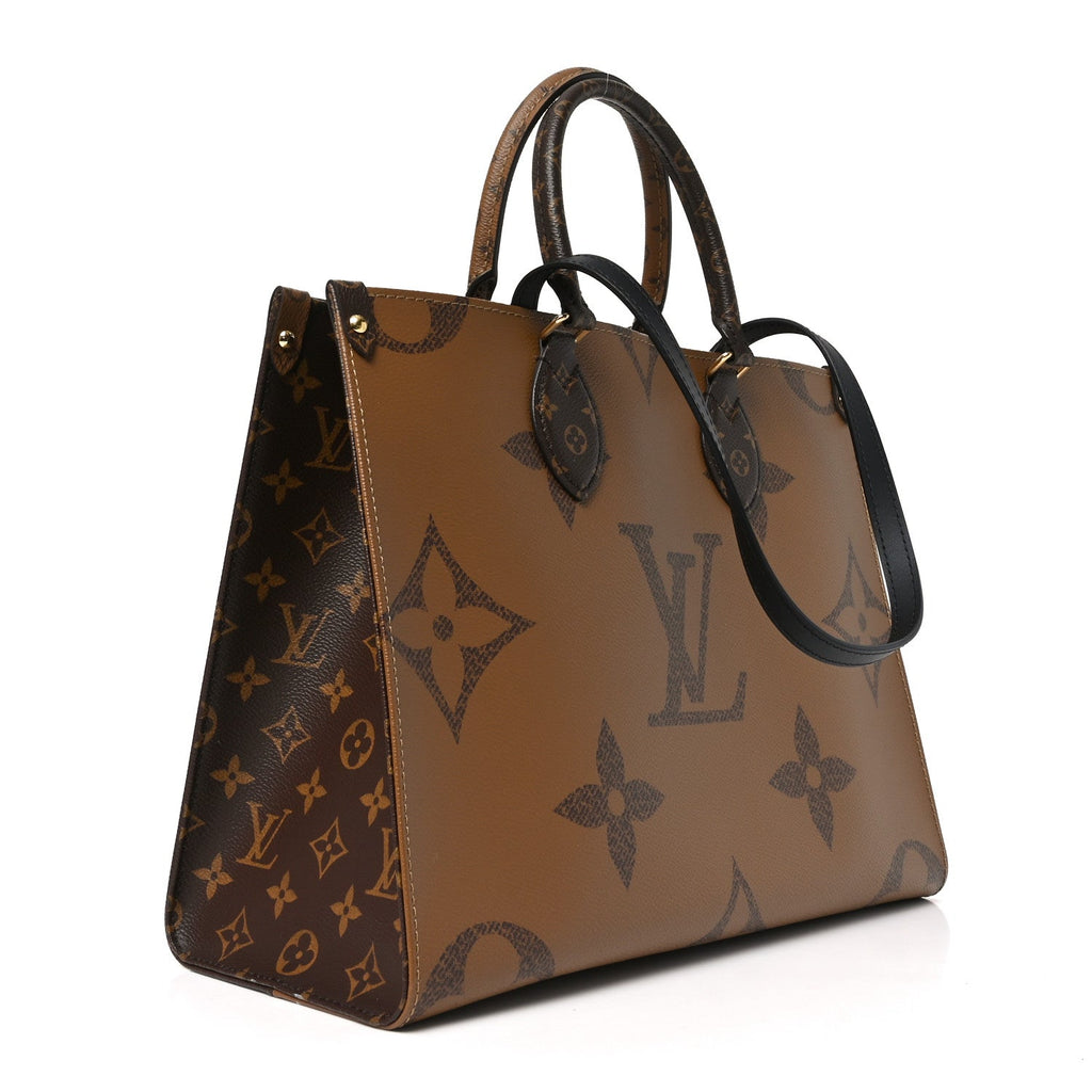 Reverse Monogram Giant Onthego MM