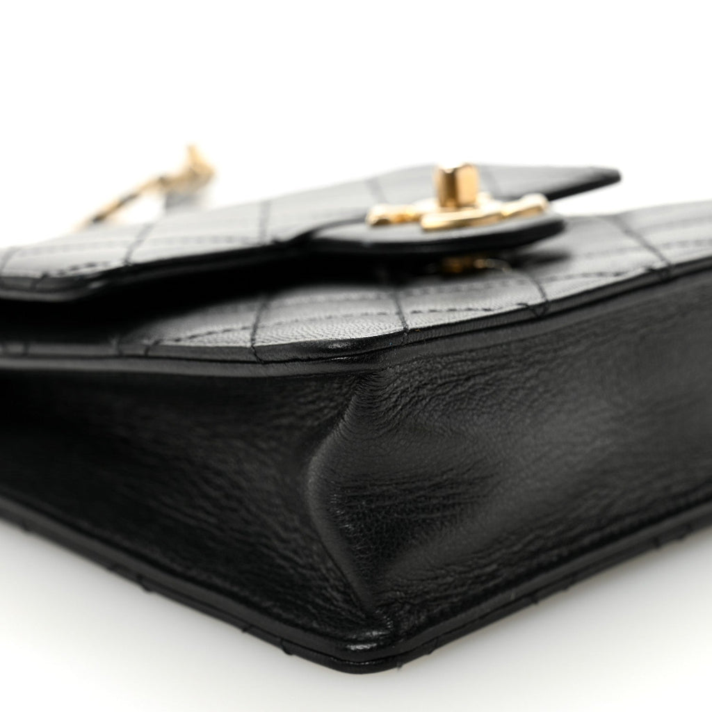 Goatskin Quilted Chic Pearls Flap Black