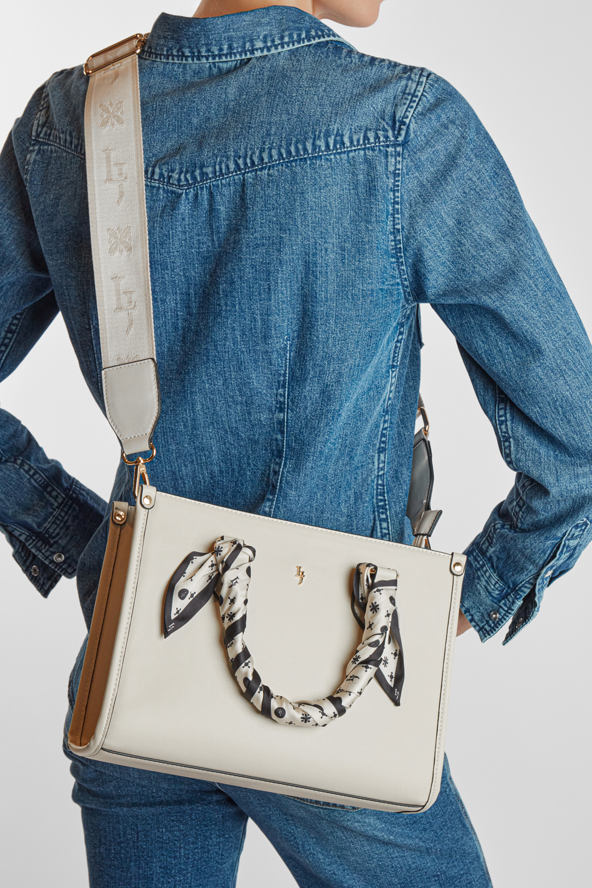 Tote Bag With Scarf