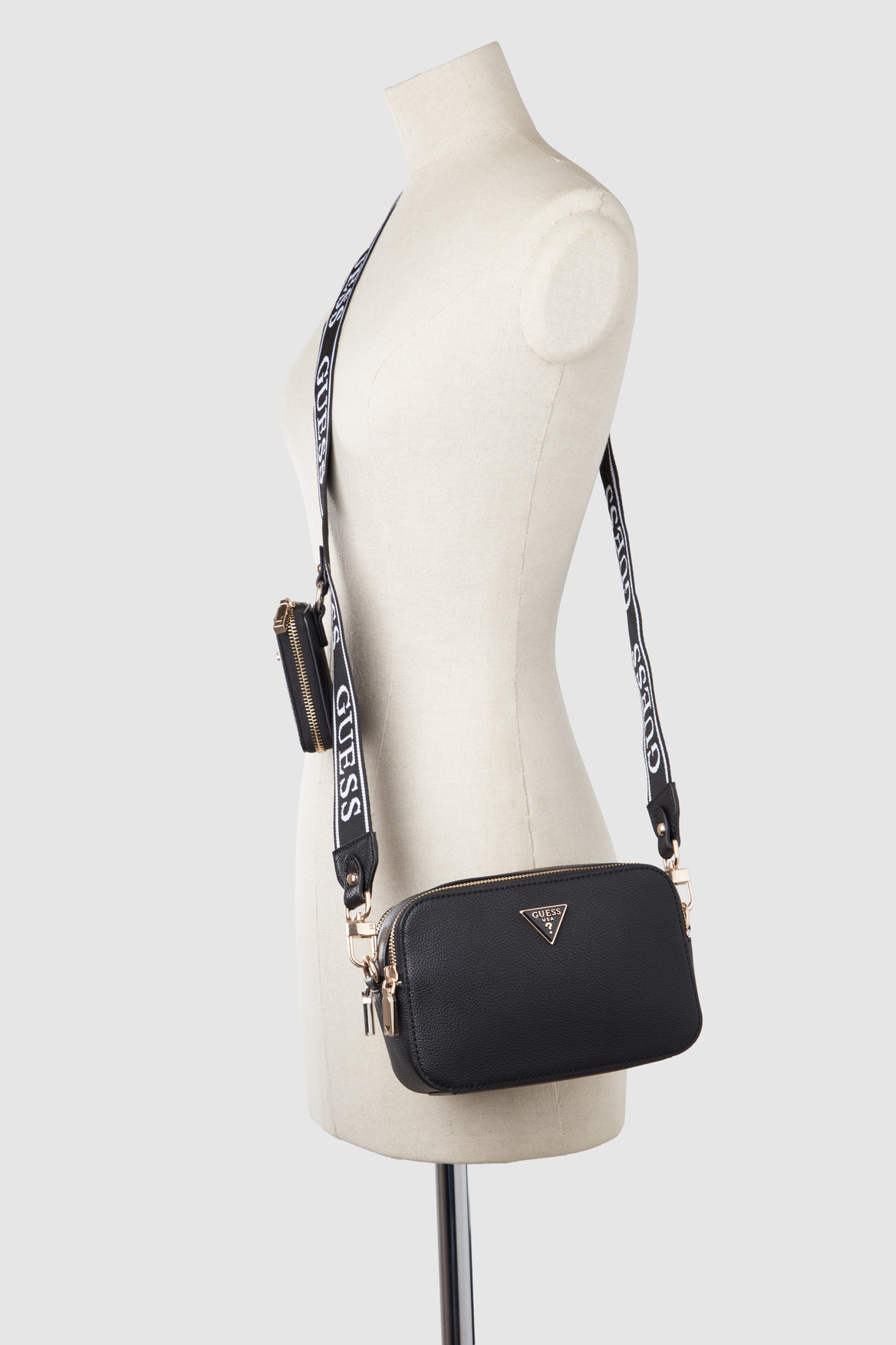 Latona II Camera Crossbody Bag