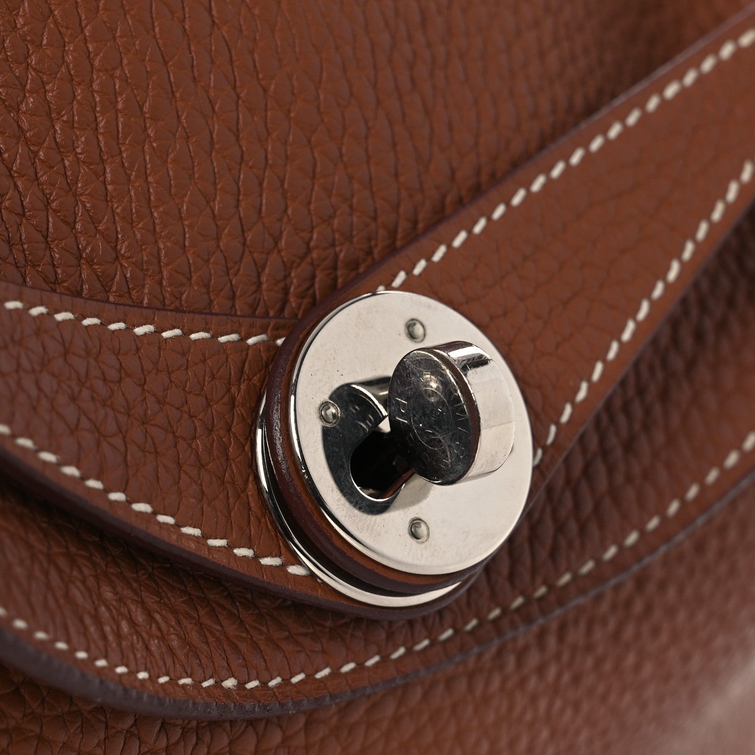 Taurillon Clemence Lindy 26 Gold