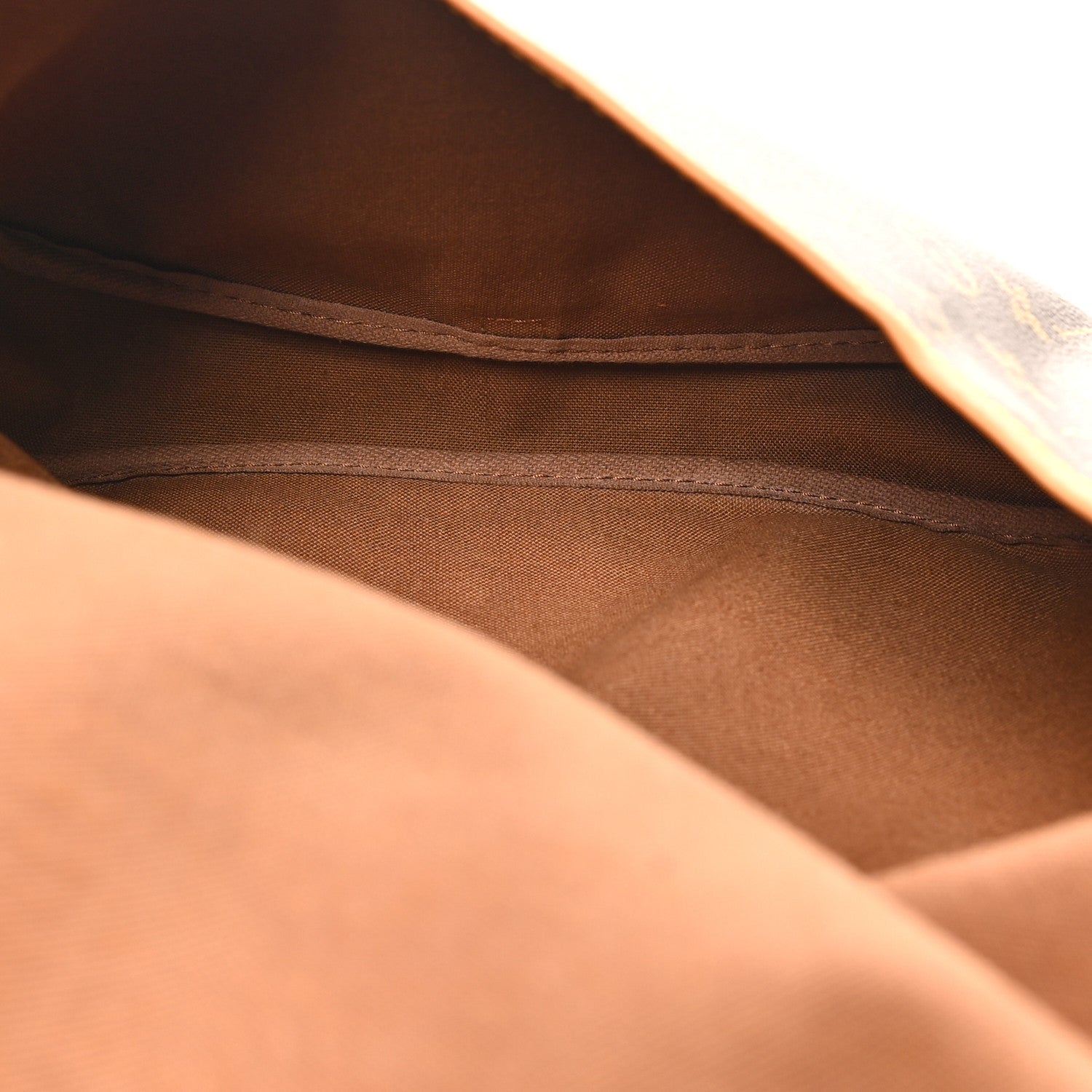 Monogram Saumur 30