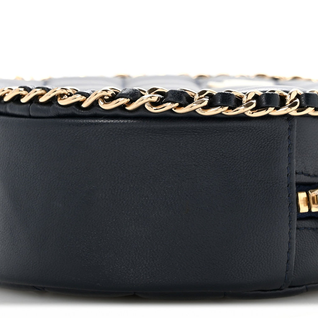 Lambskin Quilted Chain Around CC Round Clutch With Chain Navy