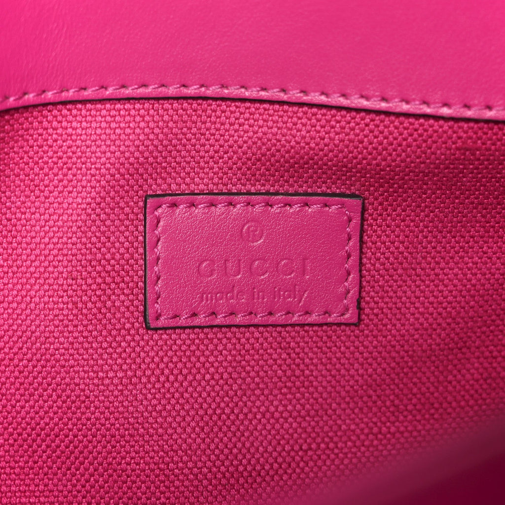 Calfskin Matelasse Monochrome GG Marmont Crossbody Shoulder Bag Classic Fuxia