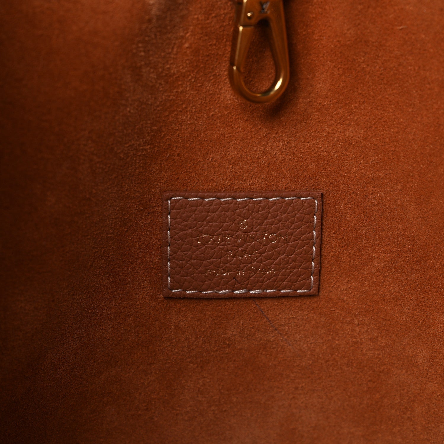 Grained Calfskin Low Key Hobo MM Cognac