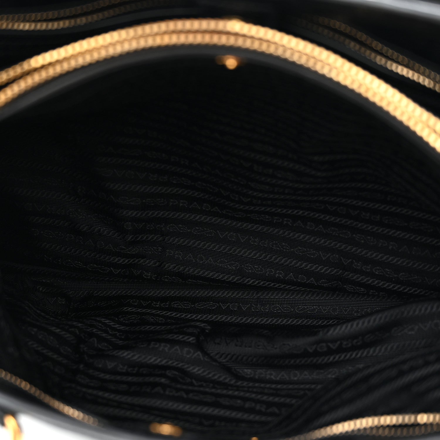 Vitello Shine Shopping Satchel Black