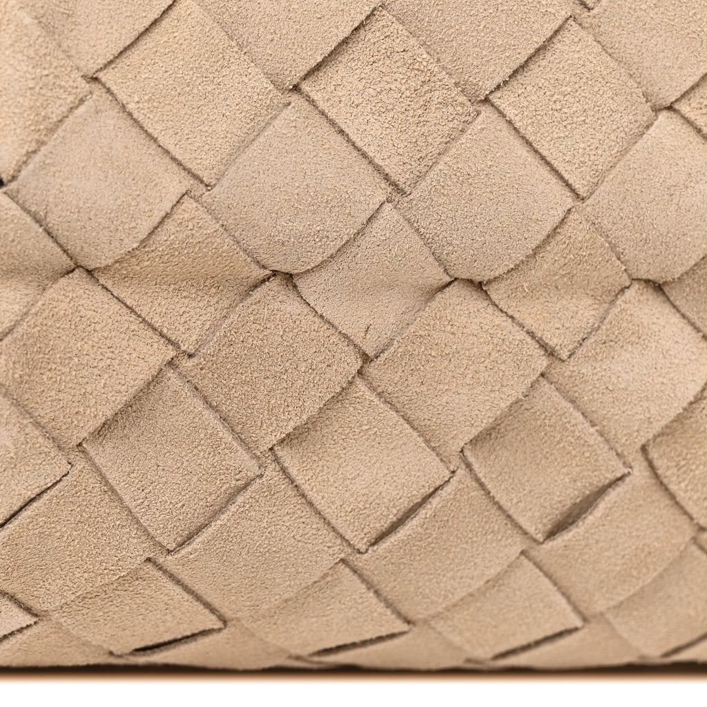 Suede Intrecciato Large Hop Ecru