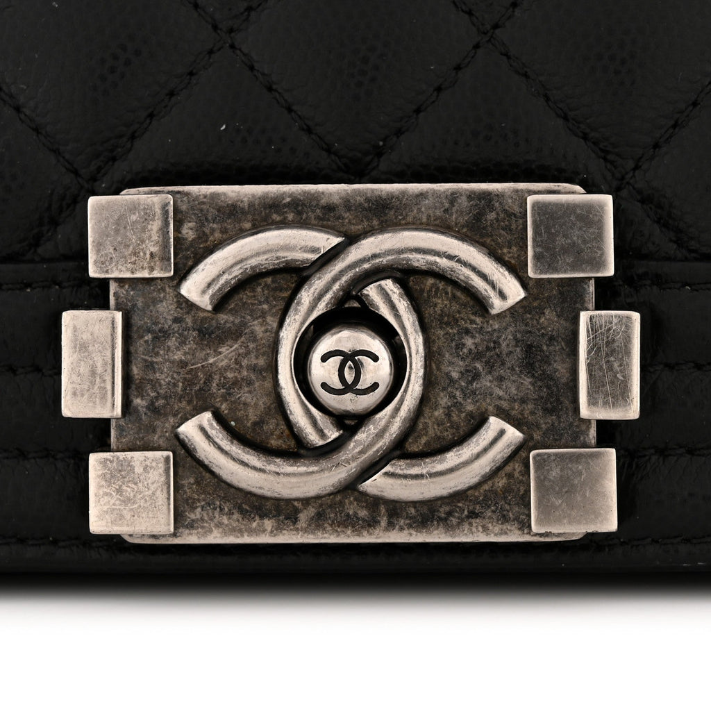 Caviar Quilted Large Boy Flap Black