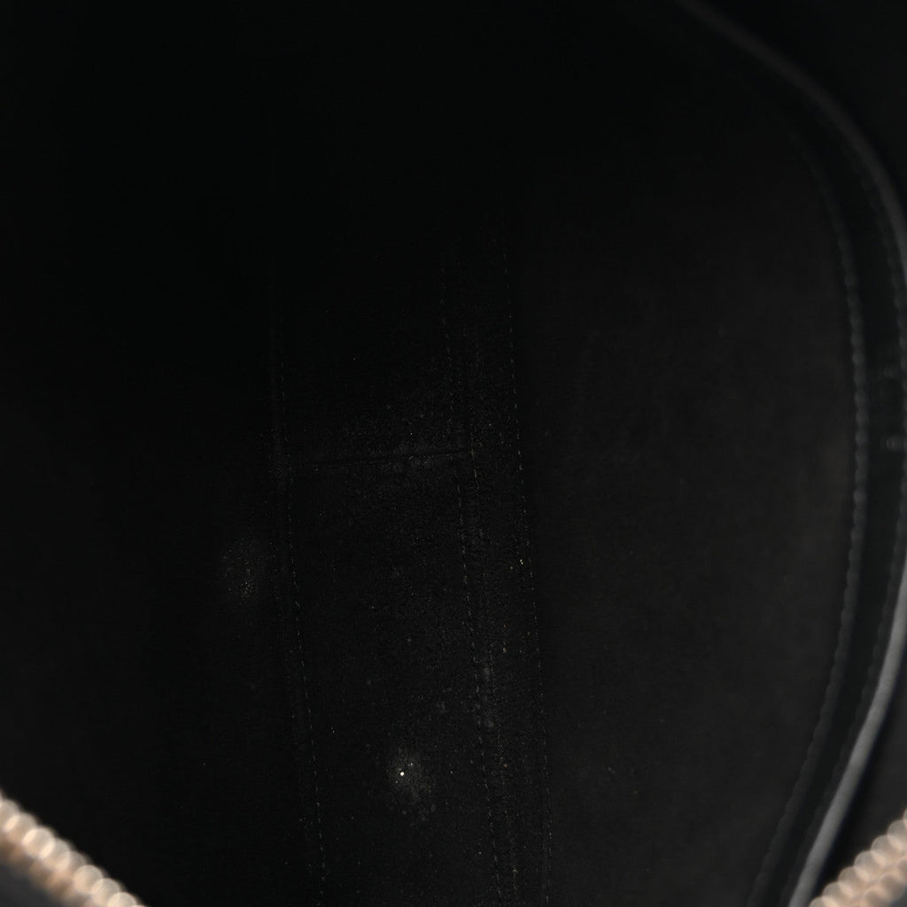 Smooth Calfskin Medium Messenger Bag Black