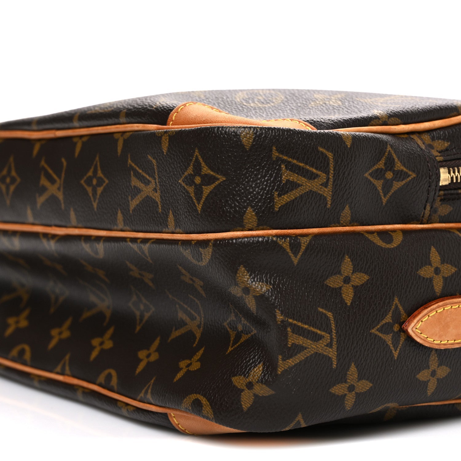 Monogram Nil 28