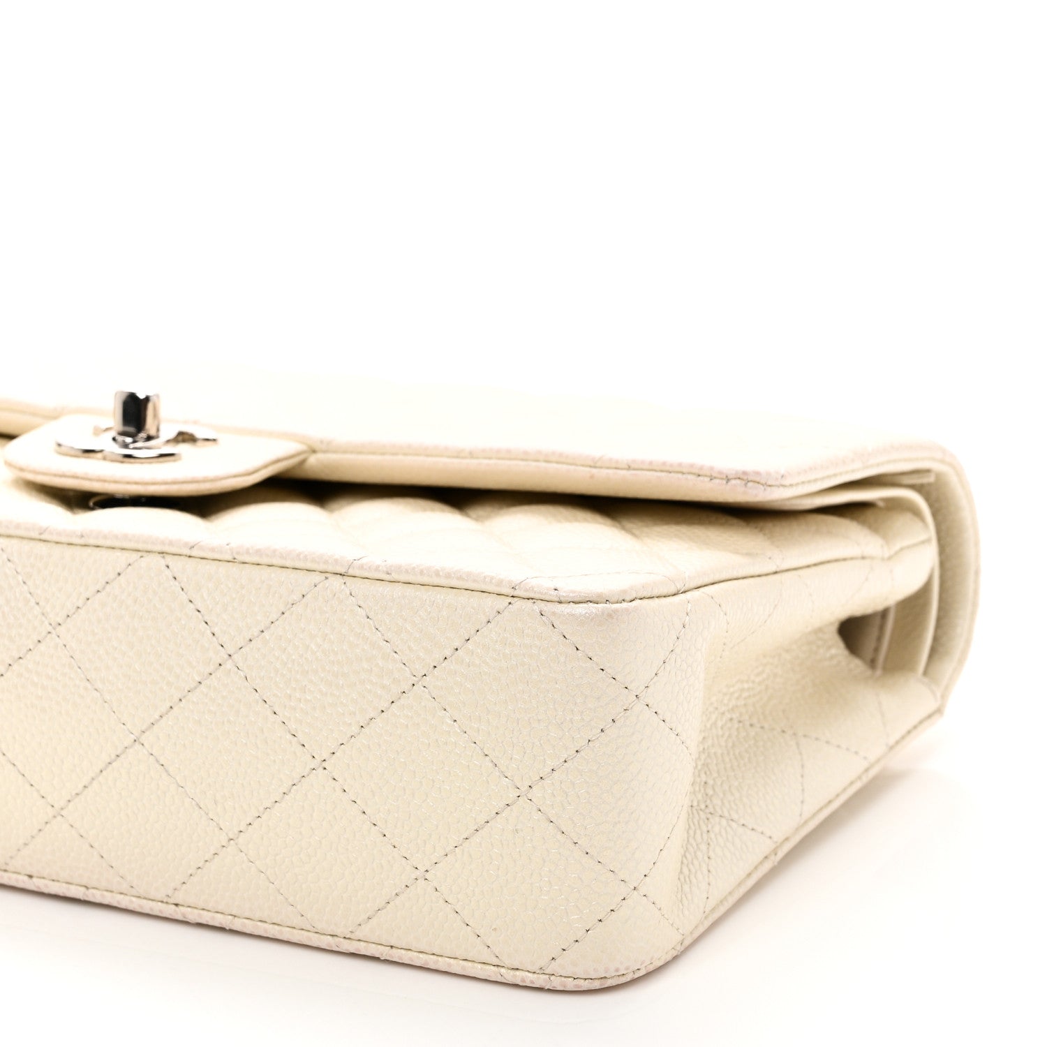 Iridescent Caviar Quilted Medium Double Flap White