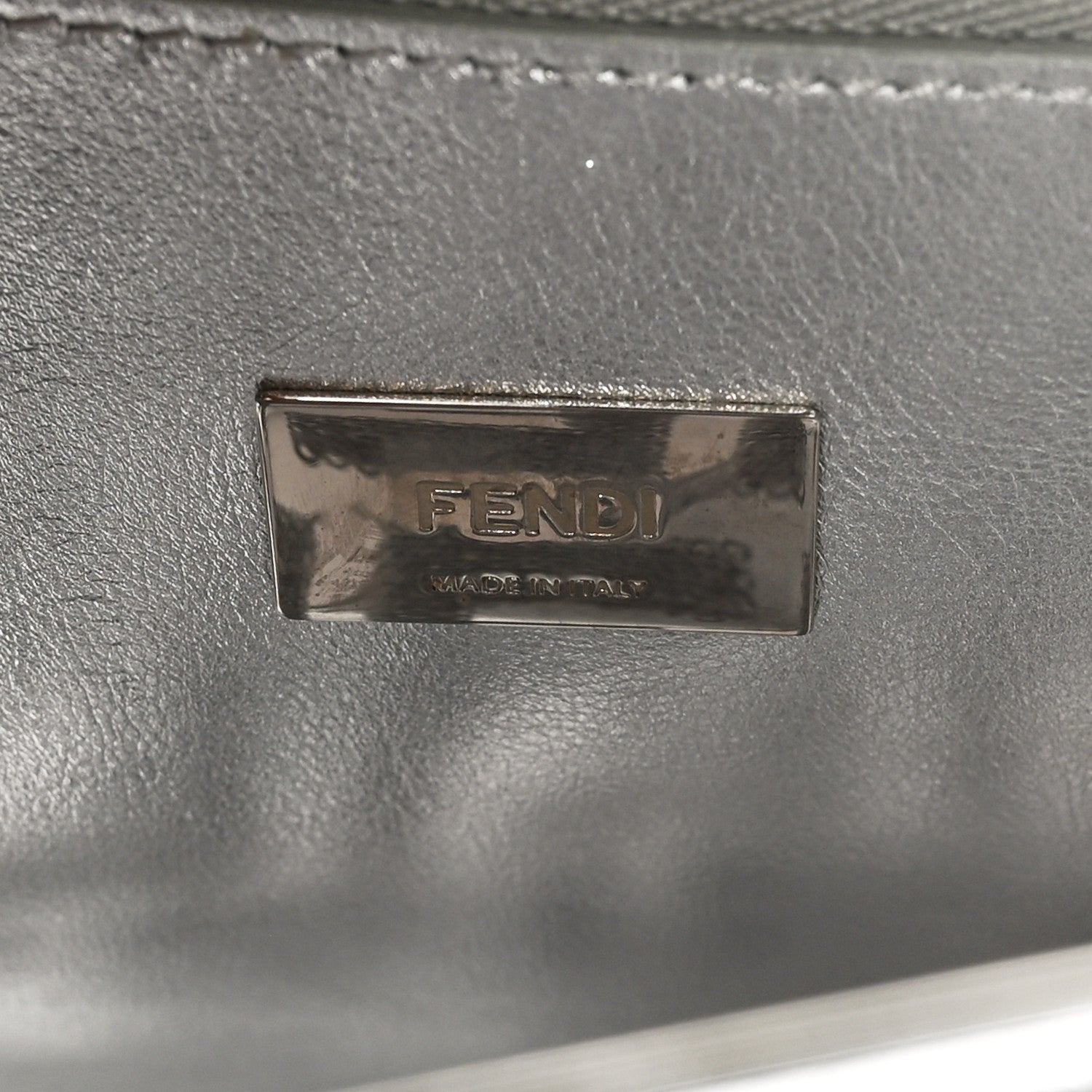 PVC Vitello Catalan Mirror Sequin FF Medium Peekaboo Iconic Satchel Argento