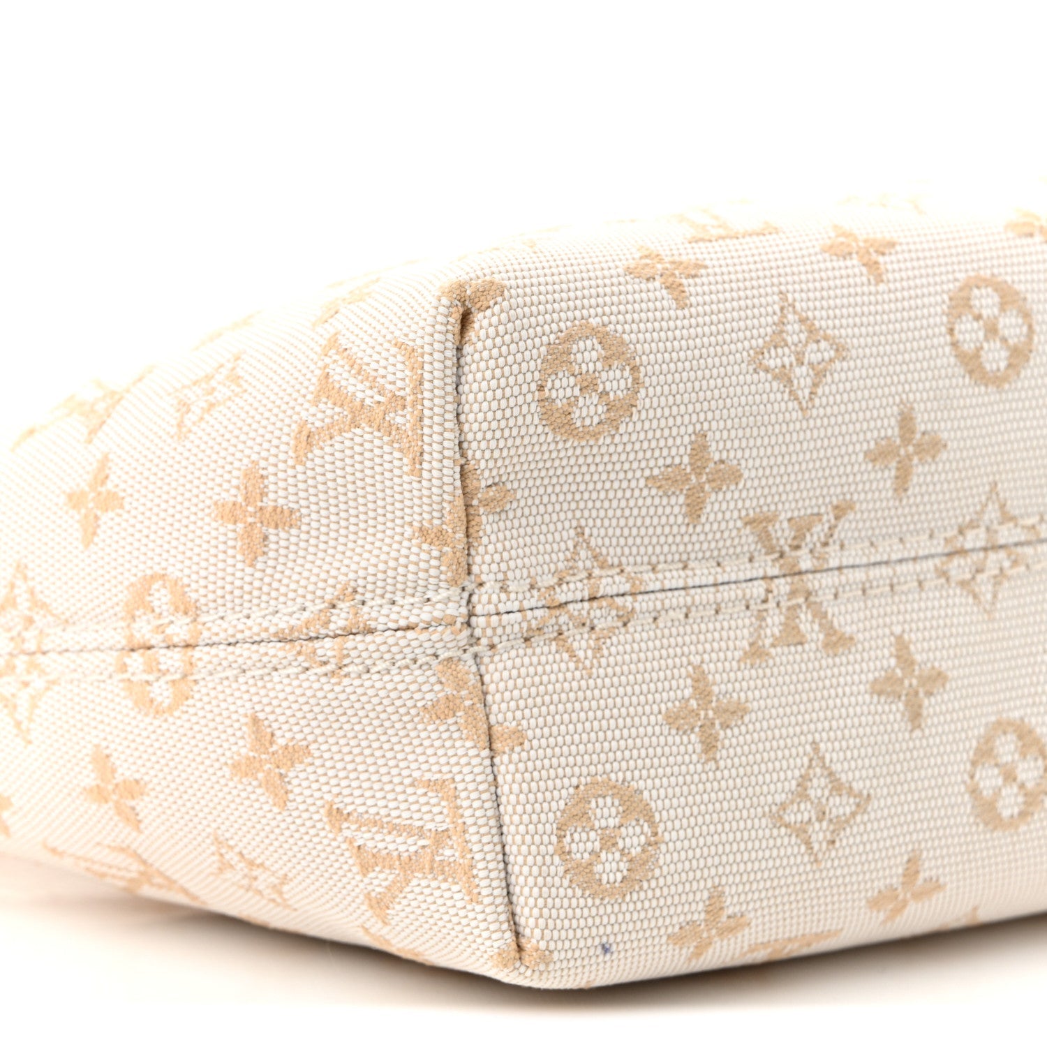 Monogram Hills Pochette Mini Mastic