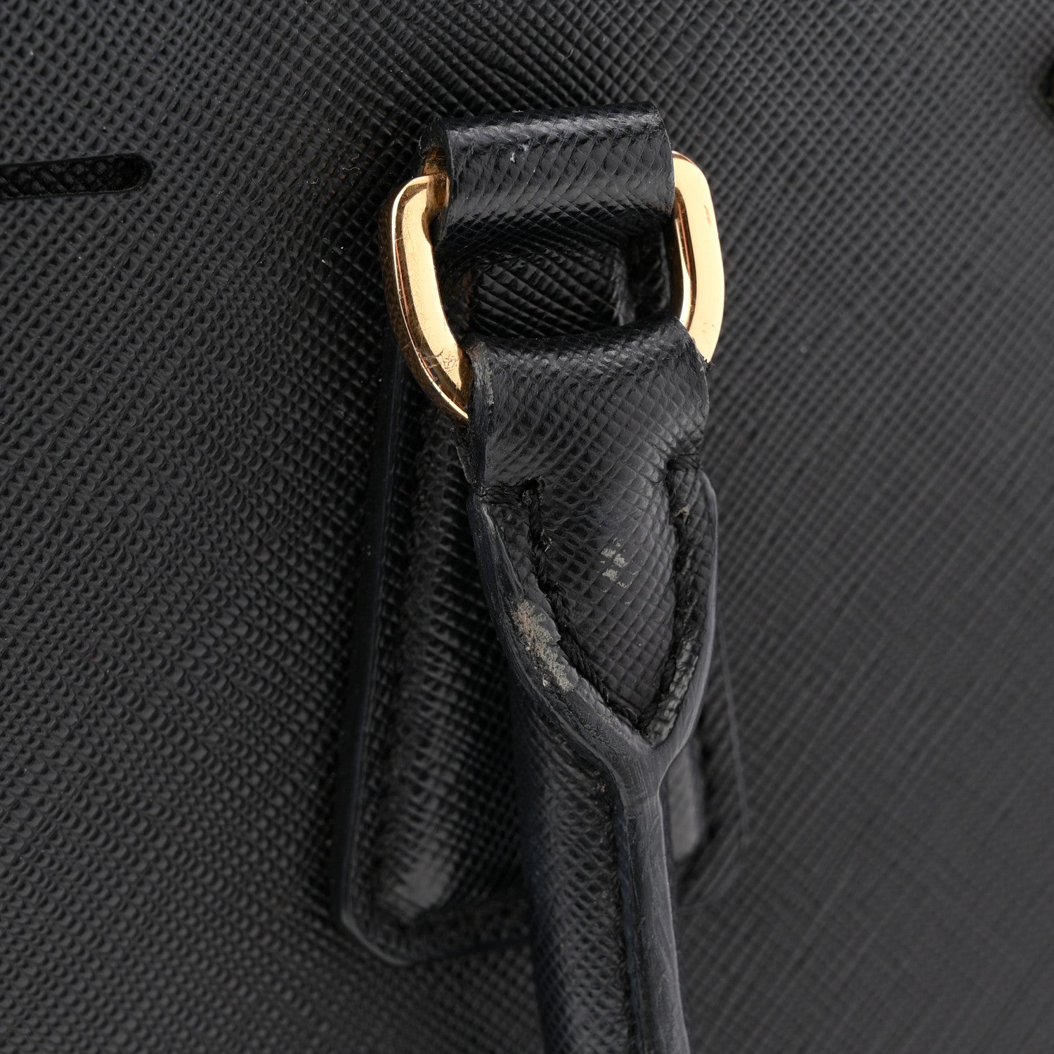 Saffiano Medium Galleria Double Zip Tote Black