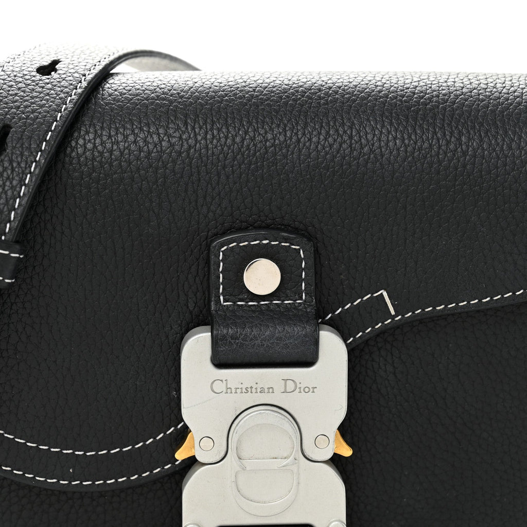 Grained Calfskin Saddle Messenger Bag With Strap Black
